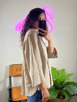 TENSIONE IN <br>  Camicia morbida con collana
