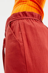 Compañía Fantástica <br>Pantaloni lunghi con gamba dritta di colore mattone