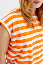 Compañía Fantástica <br>T-shirt basic con fantasia a righe e ricamo di gamberetti